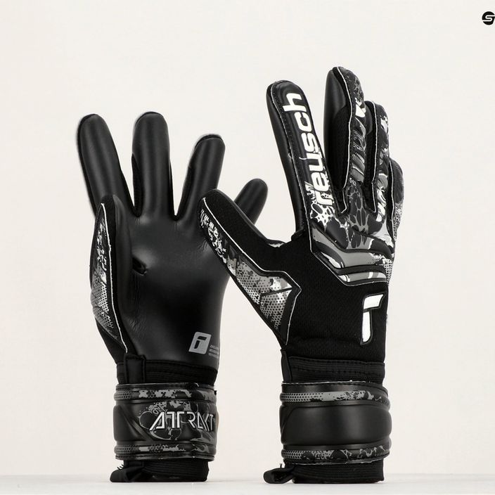 Mănuși de portar Reusch Attrakt Infinity negru 5370725-7700 8