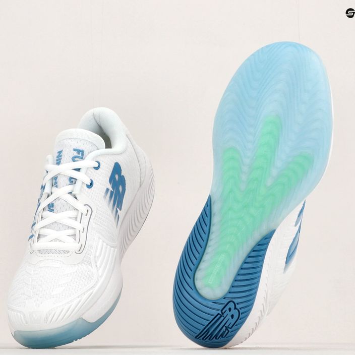 Pantofi de tenis pentru femei New Balance Fuel Cell 996v5 alb NBWCH996 15