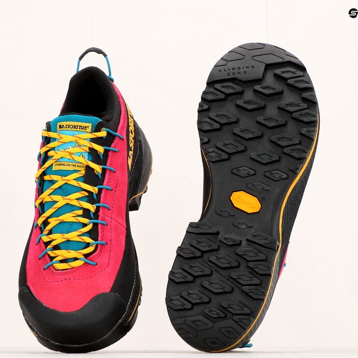 Pantofi de trekking pentru femei LaSportiva TX4 R negru/roșu 37A410108 13