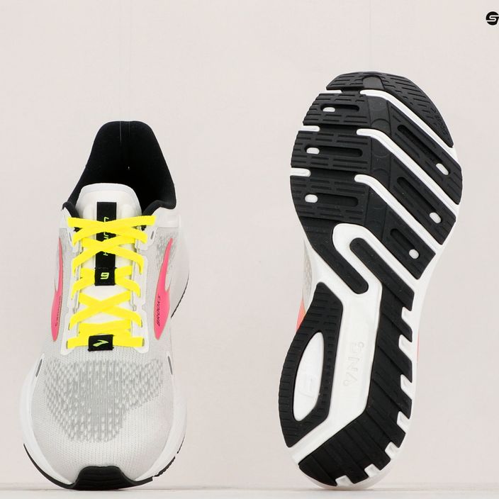 Brooks Launch 9 pantofi de alergare pentru femei alb 1203731B148 16
