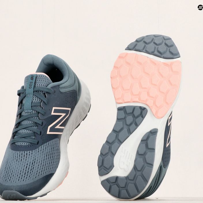 Pantofi de alergare pentru femei New Balance W520LP7 gri 17