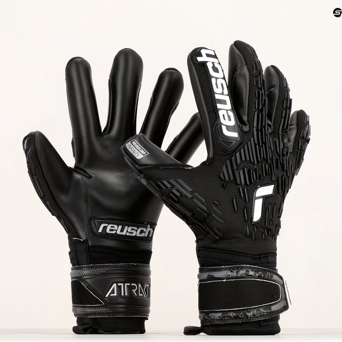 Reusch Attrakt Freegel Freegel Infinity Finger Support Goalkeeper Gloves negru 5370730-7700 9