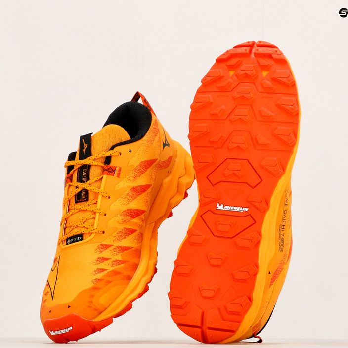 Pantofi de alergare pentru bărbați Mizuno Wave Daichi 7 GTX zinnia/tigerlily/negru 12