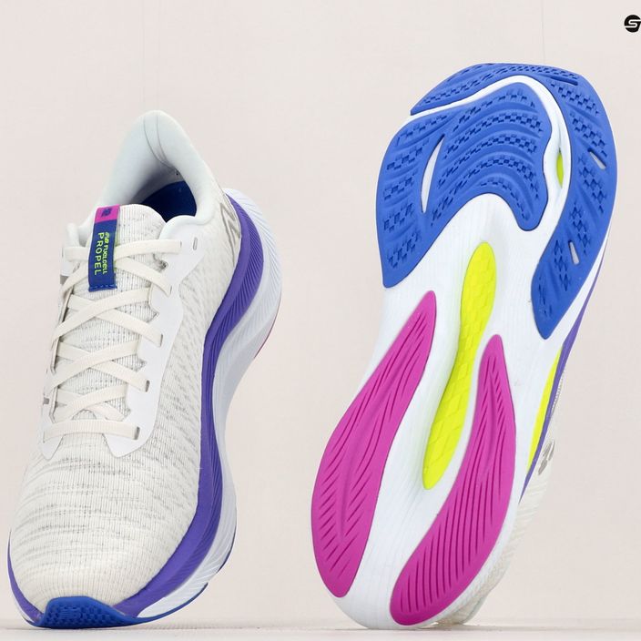 New Balance FuelCell Propel v4 alb/multi pantofi de alergare pentru femei 15