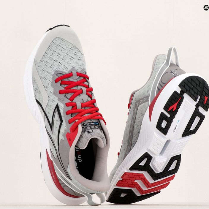 Pantofi de alergare pentru bărbați Diadora Mythos Blushield Volo 3 argint dd/negru/alamă 12
