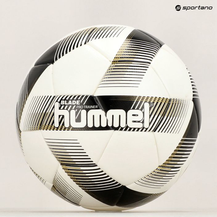Hummel Blade Blade Pro Trainer FB fotbal alb / negru / aur dimensiune 5 6