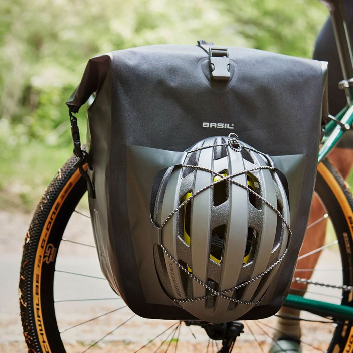 Geantă de bicicletă pentru portbagaj Basil Bloom Navigator Waterproof Single Bag neagră B-18258 13