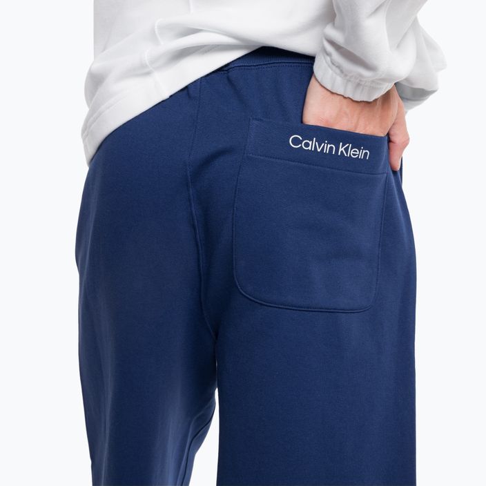 Bărbați Calvin Klein 7" Knit 6FZ pantaloni scurți de antrenament de profunzime albastru pentru bărbați 4
