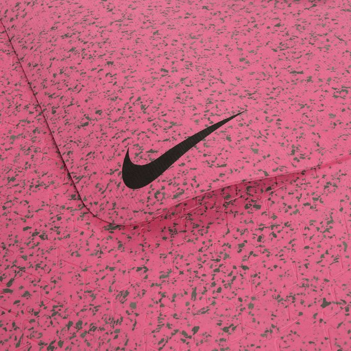 Covoraș de yoga Nike Move 4 mm roz N1003061-635 3