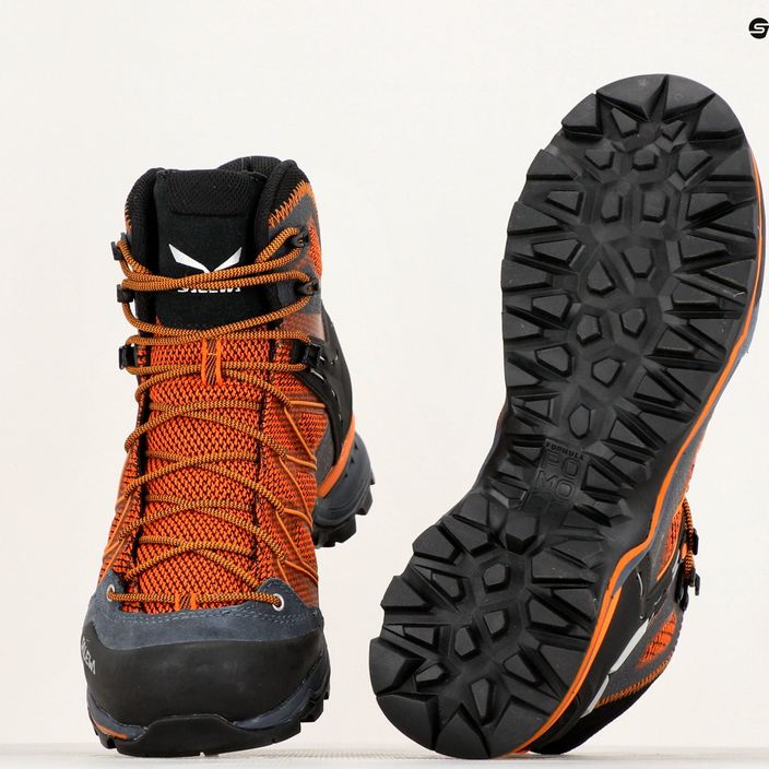 Încălțăminte de trekking pentru bărbați Salewa MTN Trainer Lite Mid GTX black out/carrot 10