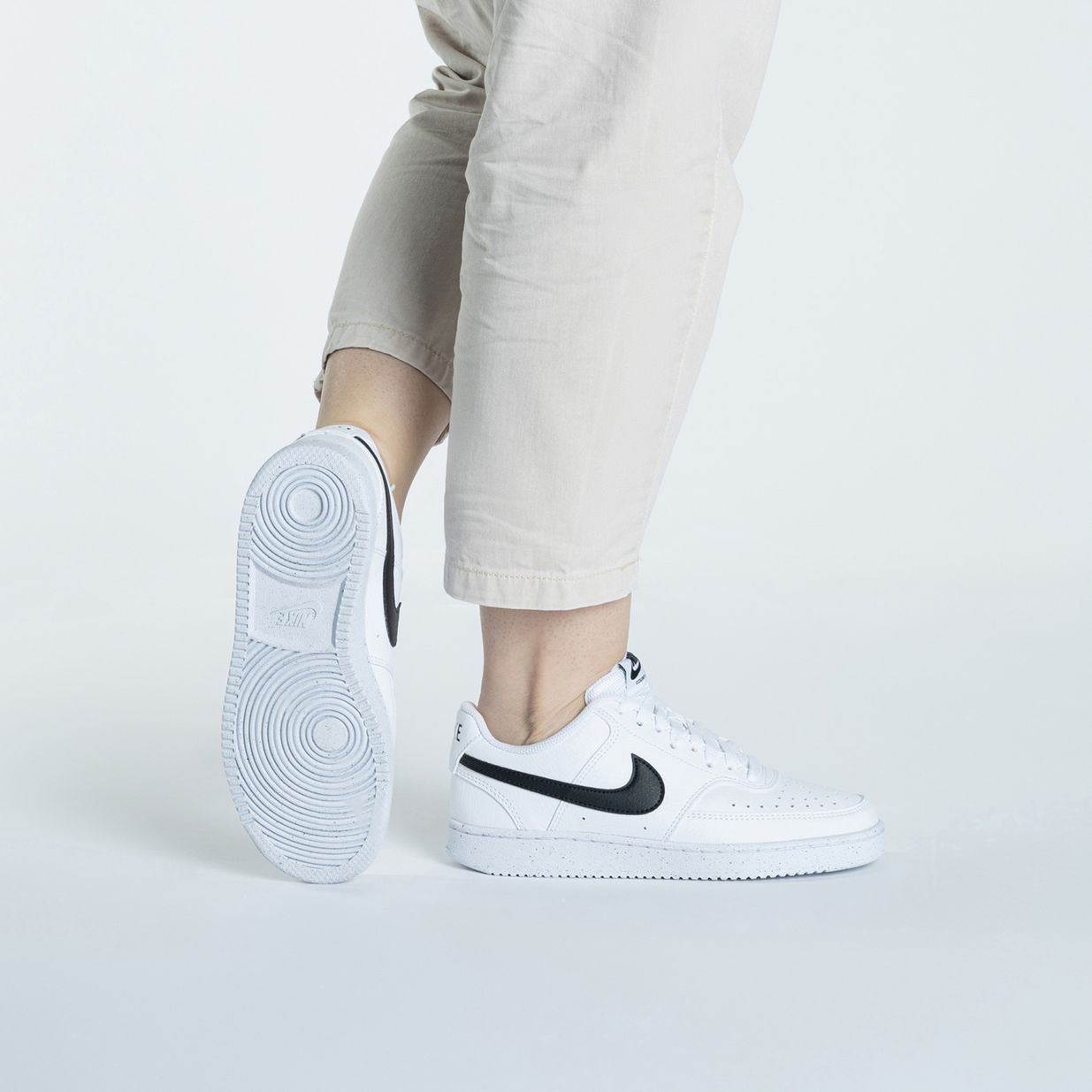 Încălțăminte pentru femei  Nike Court Vision Low Next Nature white/black 2