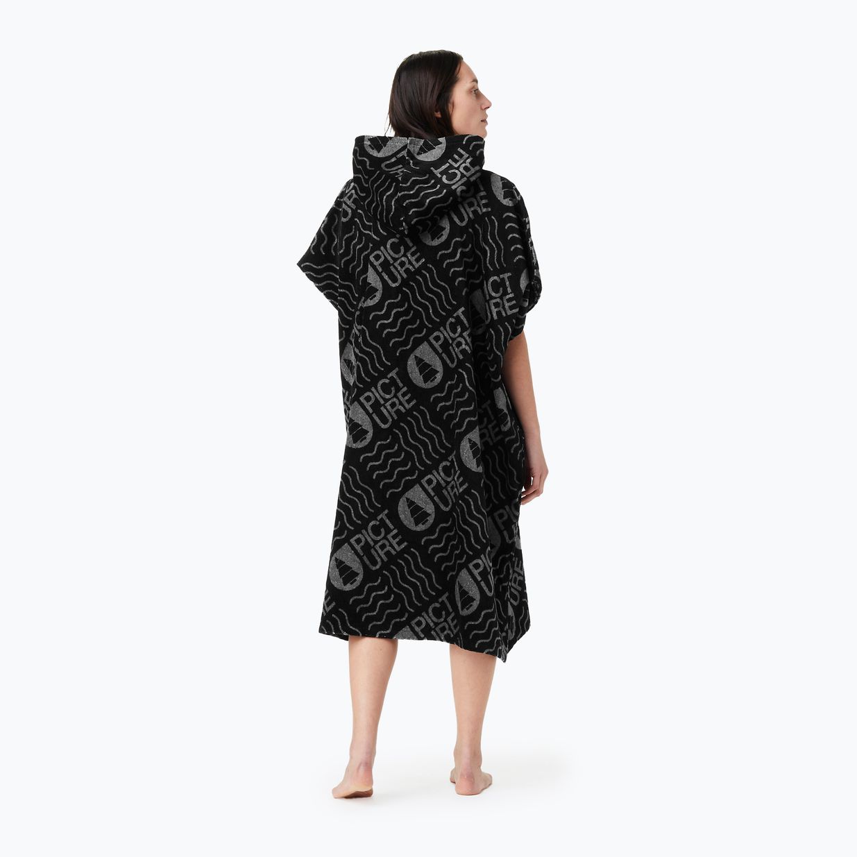 Imaginea Landsom negru logo poncho negru 4