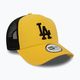Șapcă pentru bărbați New Era League Essential Trucker Los Angeles Dodgers yellow 3