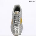 Încălțăminte de fotbal pentru bărbați Mizuno Morelia II Club Md galaxy silver/gold/gold 9