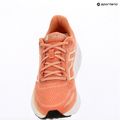 Încălțăminte de alergare pentru femei New Balance Fresh Foam 680 v8 peach nectar 9