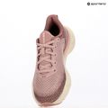 Încălțăminte de alergare pentru femei Under Armour Infinite tourmaline pink/maroon mist/summit white 9