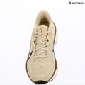 Încălțăminte de alergare pentru femei Nike Quest 6 light khaki/sail/metallic gold/off noir 10