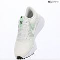 Încălțăminte de alergare pentru femei Nike Run Defy white/cucumber calm/black/illusion green 6