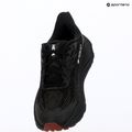 Încălțăminte de alergare pentru femei HOKA Challenger 8 GTX black/varsity burgundy 10