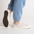 Adidași pentru femei Converse Chuck Taylor All Star Ox egret/himalayan salt/egret 2