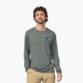 Bărbați Patagonia Cap Cool Daily Graphic Shirt-Waters trekking cu mânecă lungă chasing peaks/sleet green x-dye