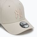 Șapcă New Era League Essential 39Thirty New York Yankees light beige 3