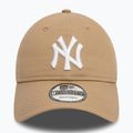 New Era League Essential 9Twenty New York Yankees șapcă de baseball bej deschis 2