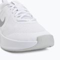Încălțăminte de antrenament pentru femei Nike MC Trainer 3 white/photon dust/metallic platinum 7