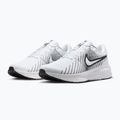 Încălțăminte de alergare pentru bărbați Nike Run Defy white/black 3