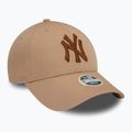 Șapcă pentru femei New Era Metallic 9FORTY New York Yankees beige