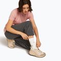 Șosete pentru femei icebreaker Merino Ultralight Crew Camp Ess ecru heather/sand 5
