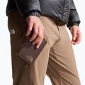 Portofel The North Face Base Camp Voyager dark chestnut/garnet 4
