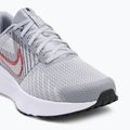 Încălțăminte de alergare pentru bărbați Nike Run Defy wolf grey / bright crimson / black / white 7