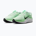 Încălțăminte de alergare pentru bărbați Nike Winflo 11 barely green / black / green strike 3