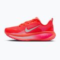 Pantofi de alergare pentru femei Nike Vomero 18 bright crimson/hyper pink/pink foam/white 2