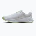 Încălțăminte de antrenament pentru femei Nike MC Trainer 3 white/metallic silver/barely volt 2