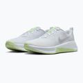 Încălțăminte de antrenament pentru femei Nike MC Trainer 3 white/metallic silver/barely volt 3