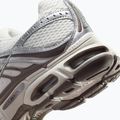 Încălțăminte pentru femei Nike Air Max Moto 2K phantom/metallic silver/baroque brown 4