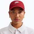 Șapcă Nike Club Unstructured Futura Wash Team Crimson/White