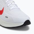 Încălțăminte de alergare pentru bărbați NikeJourney Run white/spruce aura/bright crimson 7