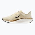 Încălțăminte de alergare pentru femei Nike Quest 6 light khaki/sail/metallic gold/off noir 2