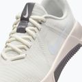 Încălțăminte de antrenament pentru femei Nike MC Trainer 3 sail/chalk/pencil point/white 8