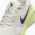 Încălțăminte de alergare pentru bărbați Nike Structure 26 summit white/volt/total orange/black 9