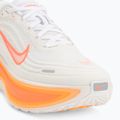 Încălțăminte de alergare pentru femei Nike Vomero Plus sail/white/orange pulse/hot lava 7