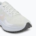 Încălțăminte de alergare pentru femei Nike Revolution 8 sail/white/pencil point/chalk 7