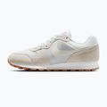 Încălțăminte pentru femei Nike MD Runner 2 photon dust/white/gum med brown/sail 2