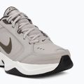 Încălțăminte de antrenament pentru bărbați Nike Air Monarch IV moon particle/black/dark hazel 7