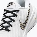 Încălțăminte de alergare pentru femei Nike Revolution 8 white/metallic gold/black 7