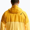 Geacă de alergare pentru bărbați Nike AeroSwift Storm-Fit Aerogami university gold/citron pulse/black 5
