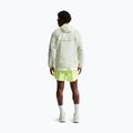 Pantaloni scurți bărbați Nike Stride Dri-Fit cu căptușeală tip slip 5" volt ice 3